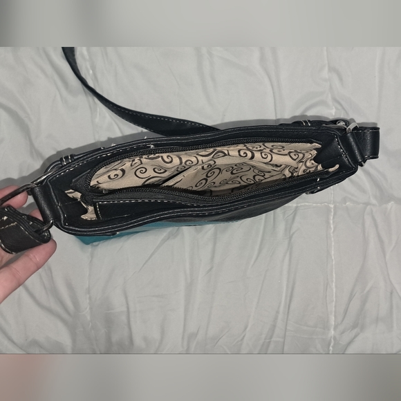 Turquoise cross body purse - Picture 3 of 3